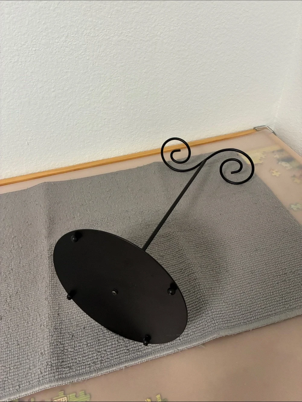 Black Metal Double Spiral Jewelry Stand - Unbranded
